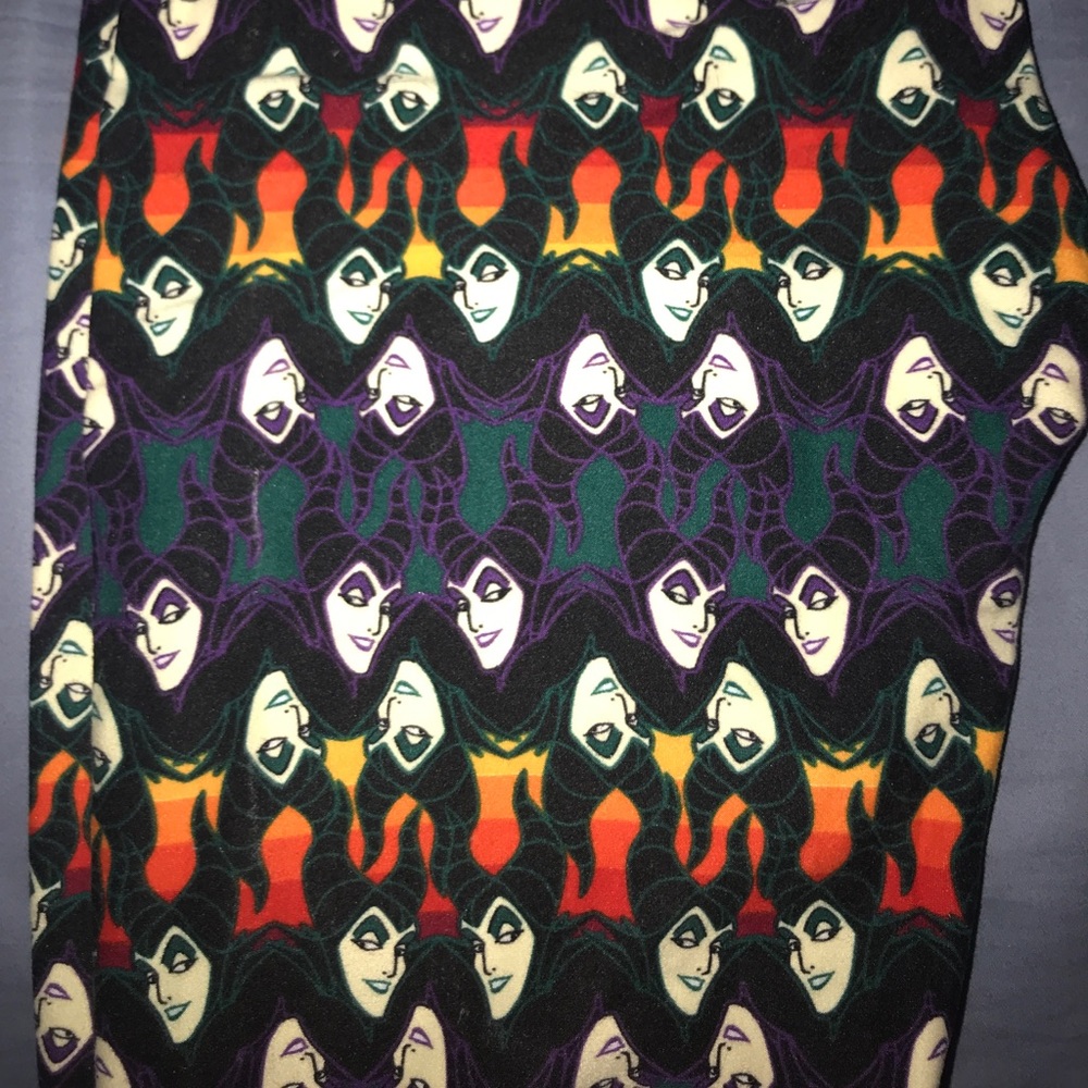 Disney Villains OS Leggings!